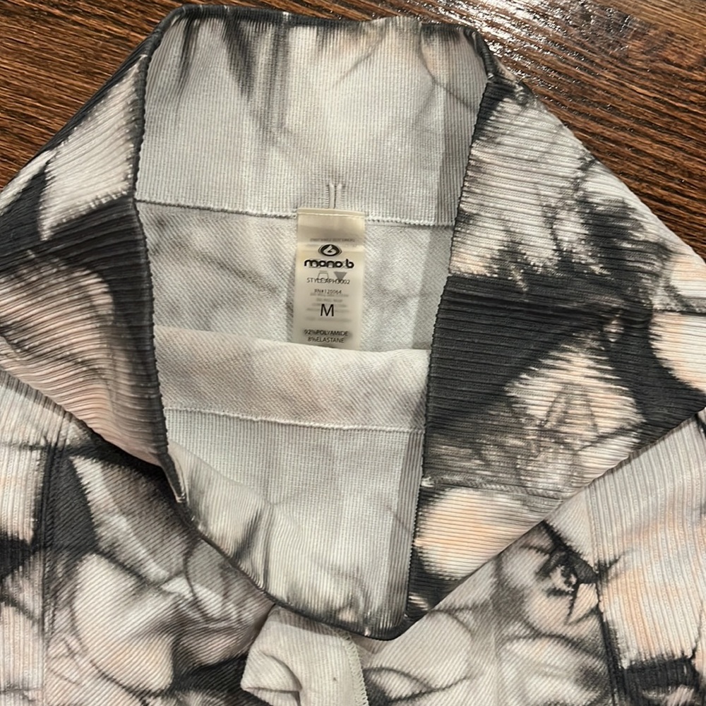 Women’s stretch pants size M - Picture 3 of 4